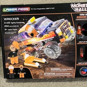 Wrecker Monster Rally Building Set - Black, Orange, Yellow
